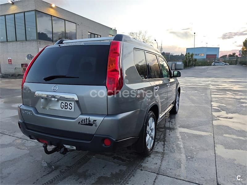 Usado Nissan X-Trail SE 173 CV (127 kW) 2008 Gris / plata SUV