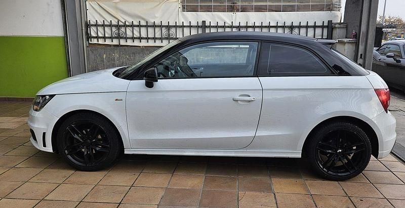 Usado Audi A1 Attraction 86 CV (63 kW) 2014 Blanco Utilitario