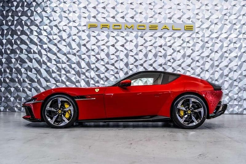 Nuevo Ferrari 12 Cilindri 829 CV (609 kW) 2025 Rojo Coupe