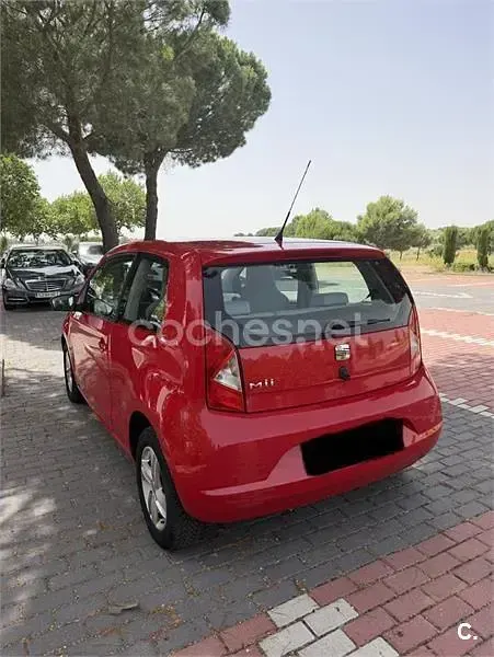 Usado Seat Mii Style 60 CV (44 kW) 2014 Rojo Utilitario