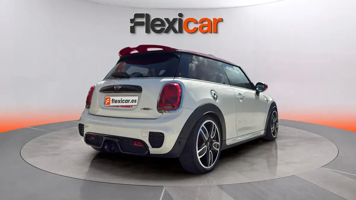 Usado Mini John Cooper Works 231 CV (169 kW) 2016 Blanco Utilitario