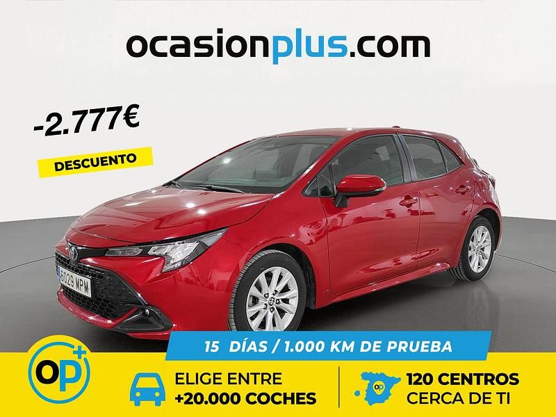 Usado Toyota Corolla Active 140 CV (102 kW) 2024 Rojo Berlina