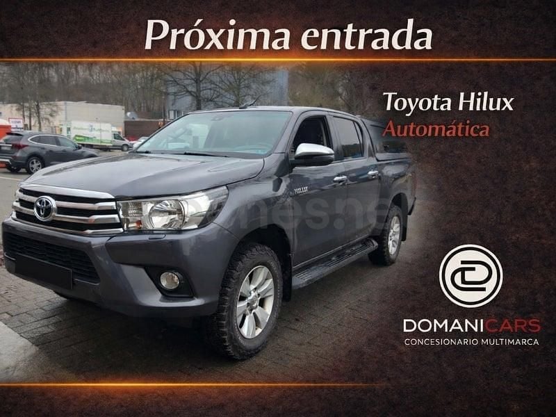 Usado Toyota HiLux 150 CV (110 kW) 2018 Gris / plata Pickup/Camioneta