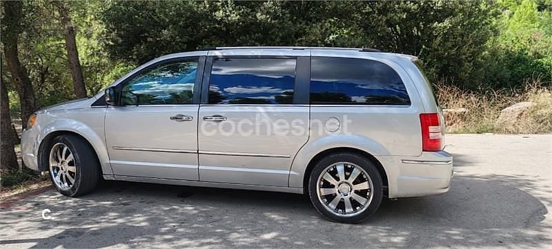 Usado Chrysler Grand Voyager Limited 163 CV (119 kW) 2008 Gris / plata Monovolumen