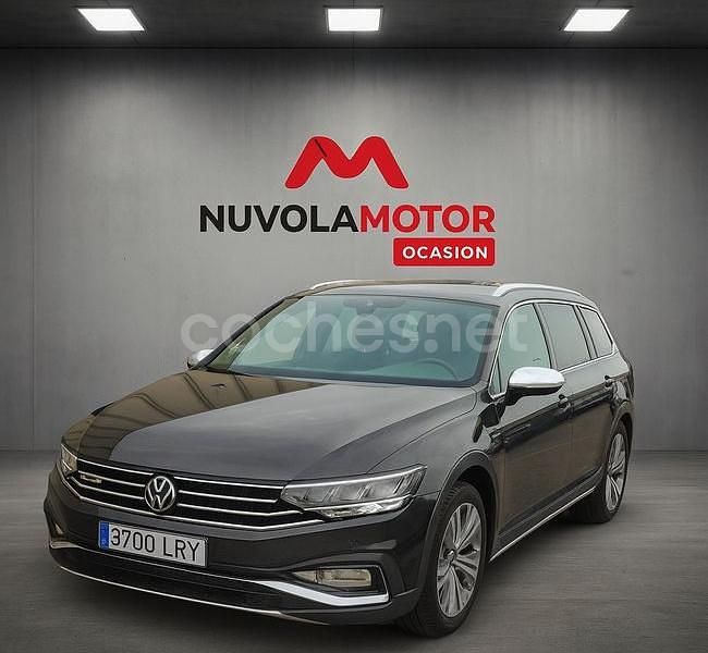 Negro Usado 2021 VW Passat Alltrack Familiar | 21.990 € (Precio justo) - Imagen 1/4