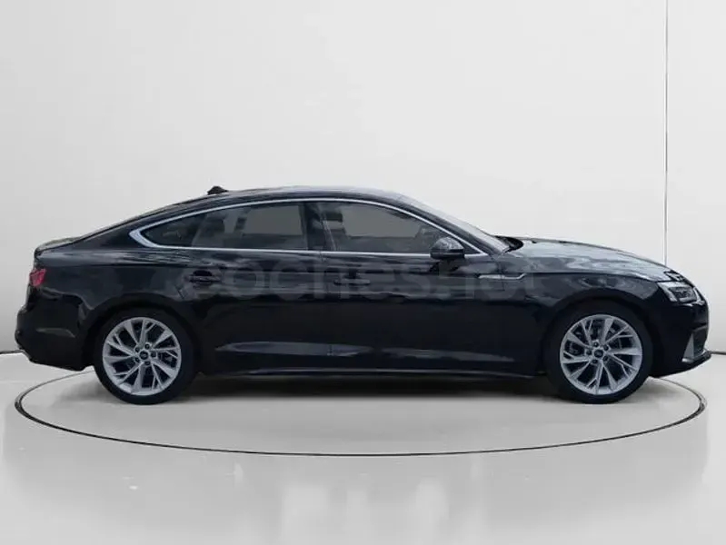 Usado Audi A5 Sportback Advanced Plus 163 CV (119 kW) 2022 Negro Utilitario