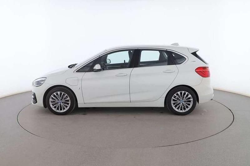 Usado BMW 225 Active Tourer iPerformance 224 CV (164 kW) 2018 Blanco Monovolumen