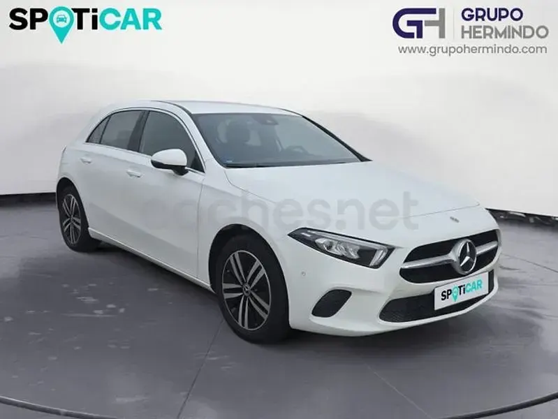 Usado Mercedes A250 Advantage 218 CV (160 kW) 2023 Blanco Berlina