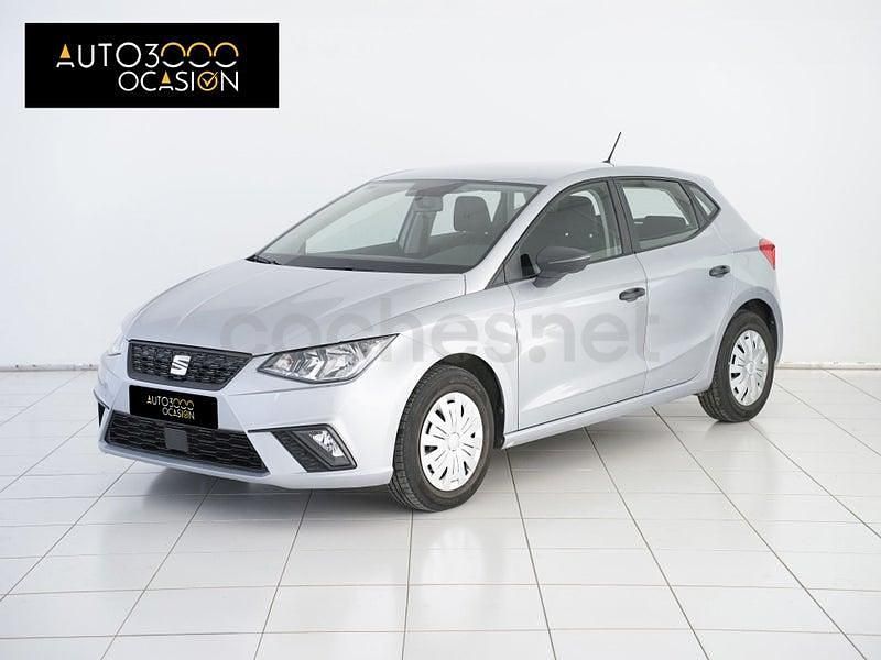 Usado Seat Ibiza Reference 80 CV (58 kW) 2021 Gris / plata Berlina