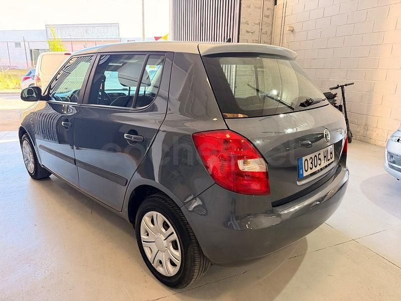 Brugt Skoda Fabia Active 60 HK (44 kW) 2012 Blå Sedan