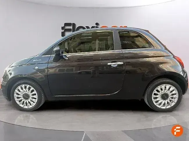 Usado Fiat 500 Dolcevita 70 CV (51 kW) 2022 Negro Utilitario