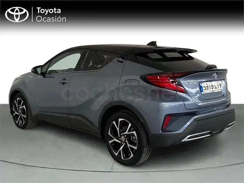 Usado Toyota C-HR Advance 184 CV (135 kW) 2021 Gris / plata SUV