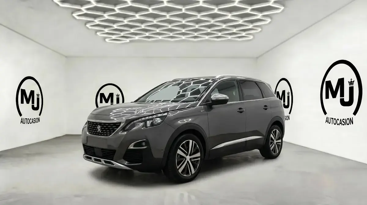 Usado Peugeot 5008 GT 180 CV (132 kW) 2018 Gris SUV