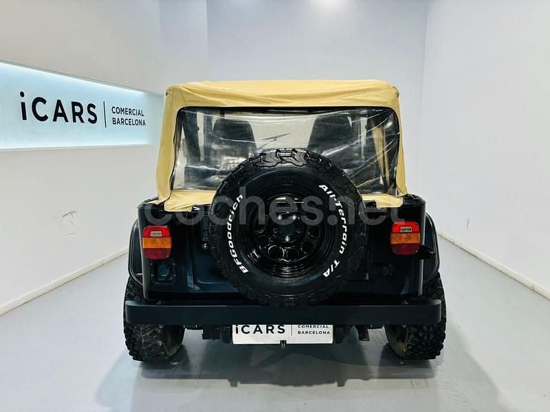 Usado Jeep Wrangler 121 CV (88 kW) 1995 Negro SUV