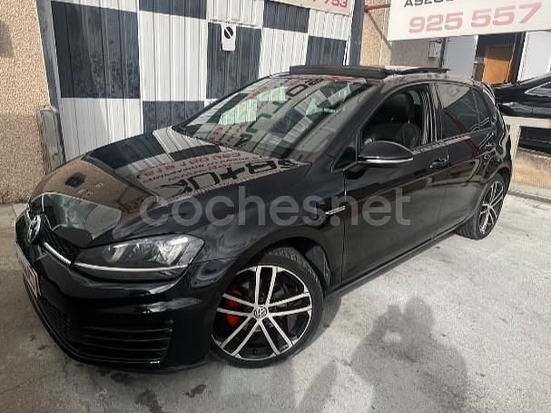Negro Usado 2015 VW Golf VII Advance Berlina | 13.850 € (Precio justo) - Imagen 1/4