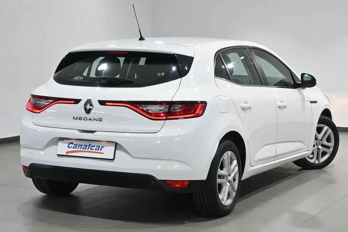 Usado Renault Mégane Business 110 CV (80 kW) 2016 Blanco