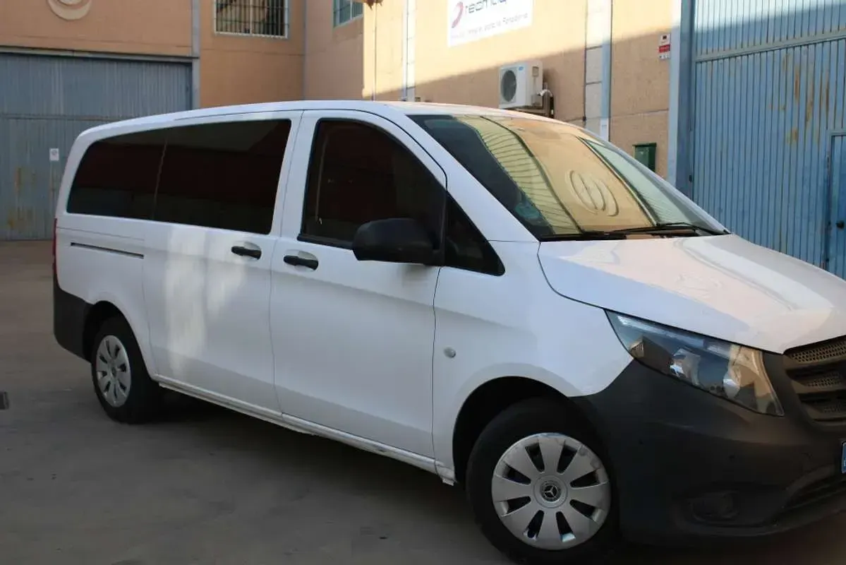 Usado Mercedes Vito 102 CV (75 kW) 2021 Blanco Van