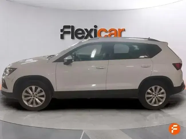 Usado Seat Ateca Style 150 CV (110 kW) 2023 Blanco SUV