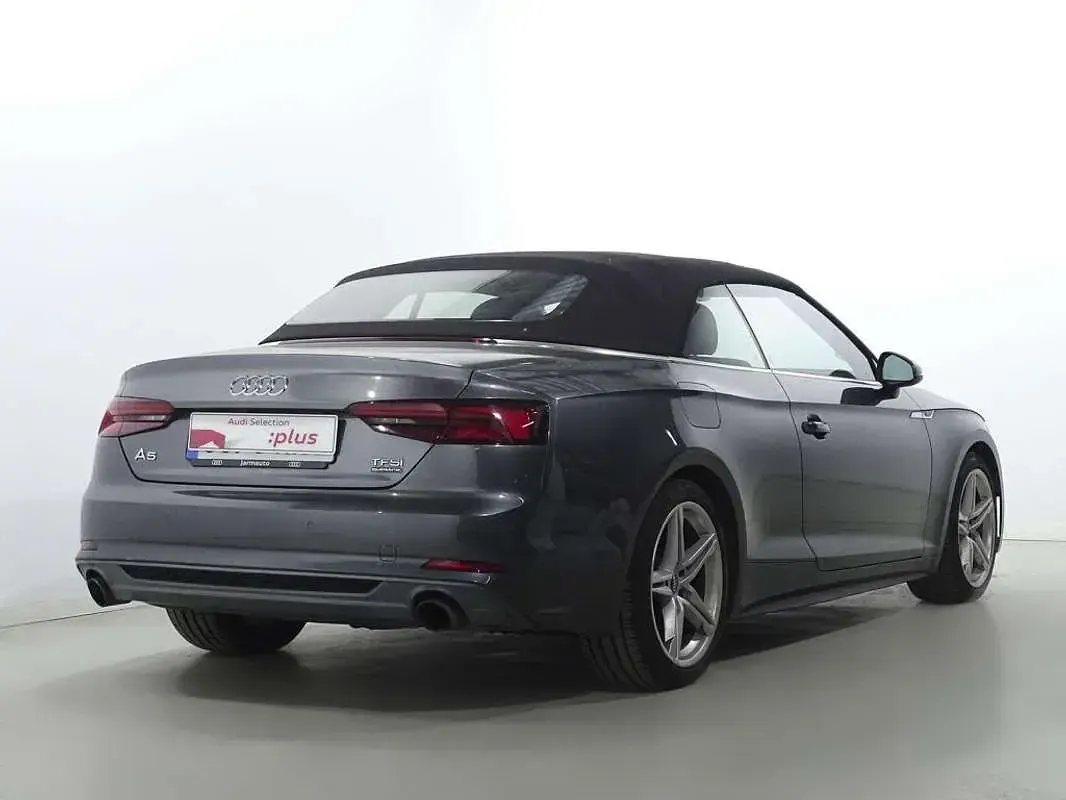 Usado Audi A5 Cabriolet S-Line 252 CV (185 kW) 2018 Gris Descapotable