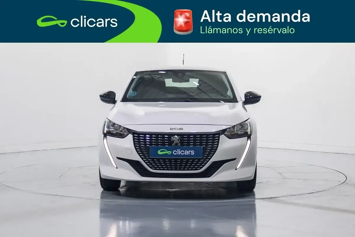 Usado Peugeot 208 Active 75 CV (55 kW) 2022 Blanco Utilitario