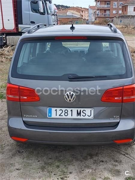 Usado VW Touran Edition 105 CV (77 kW) 2011 Gris / plata Monovolumen