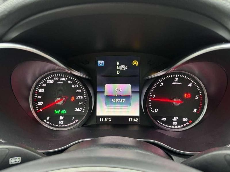 Usado Mercedes C220 Exclusive 170 HP (125 kW) 2015 Preto Sedan