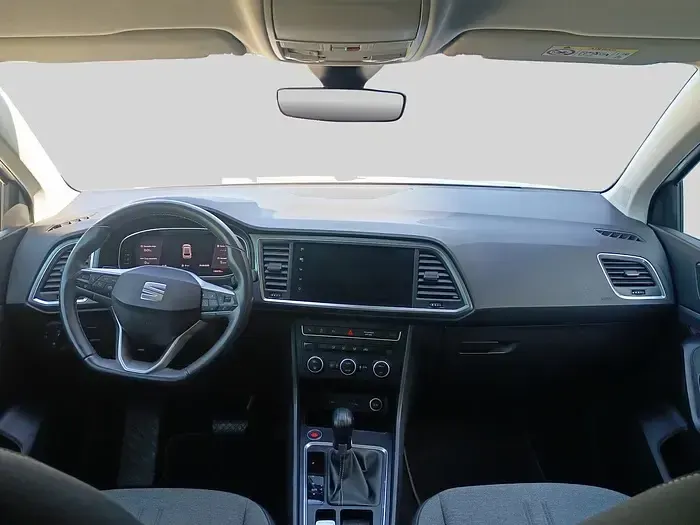 Usado Seat Ateca Style 150 CV (110 kW) 2022 Blanco SUV