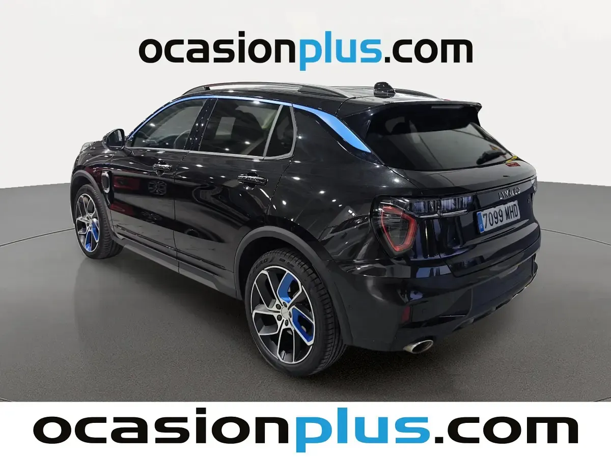 Usado Lynk & Co 01 261 CV (191 kW) 2023 Negro SUV