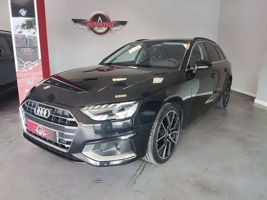 Usado Audi A4 S-Line 163 CV (119 kW) 2021 Negro Familiar