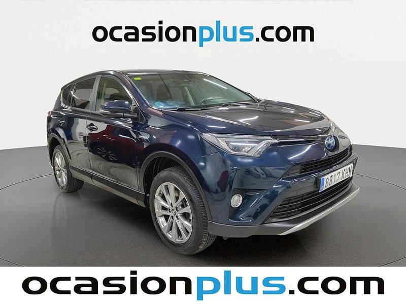 Käytetty Toyota RAV4 Advance 197 HP (144 kW) 2018 Musta Katumaasturi