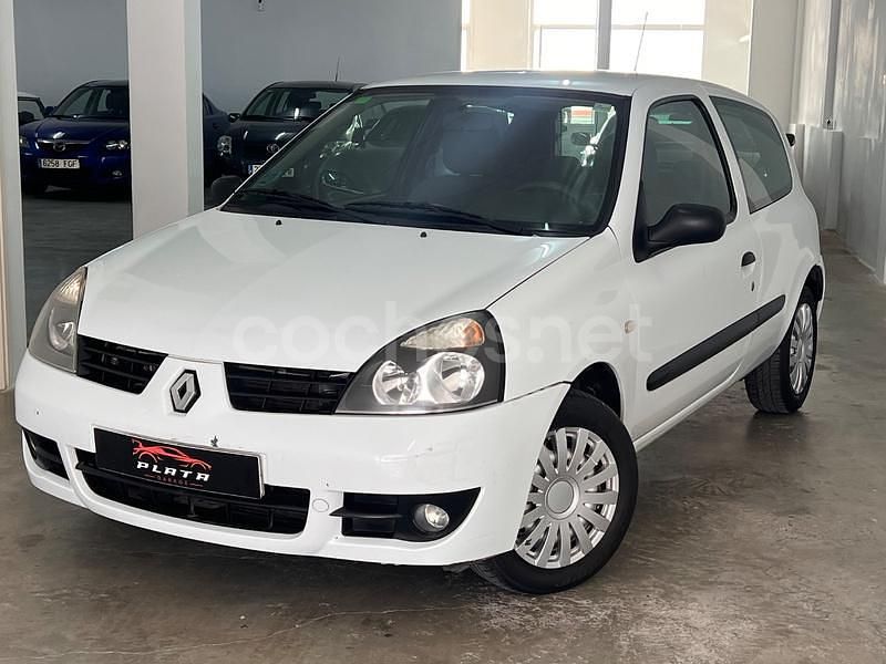 Blanco Usado 2008 Renault Clio II Campus Berlina | 3490 € (Precio justo) - Imagen 1/4