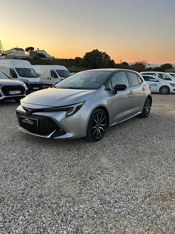 Usado Toyota Corolla Sport 196 CV (144 kW) 2023 Gris Utilitario