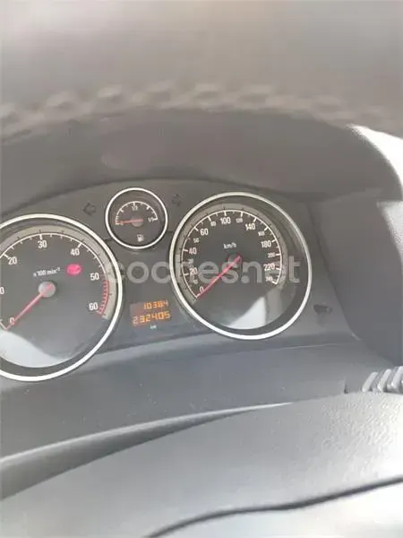 Usado Opel Astra Cosmo 120 CV (88 kW) 2009 Negro Berlina