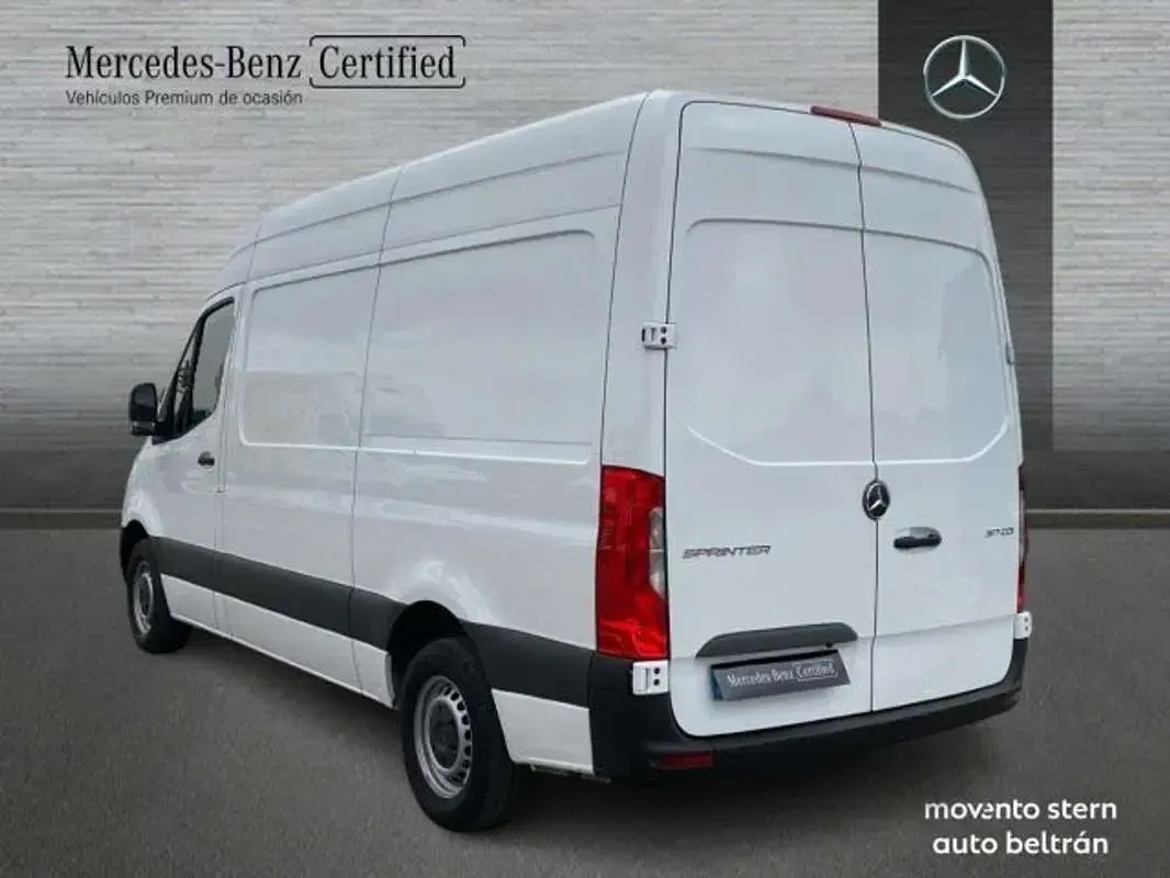 Usado Mercedes Sprinter 170 CV (125 kW) 2023 Blanco Van