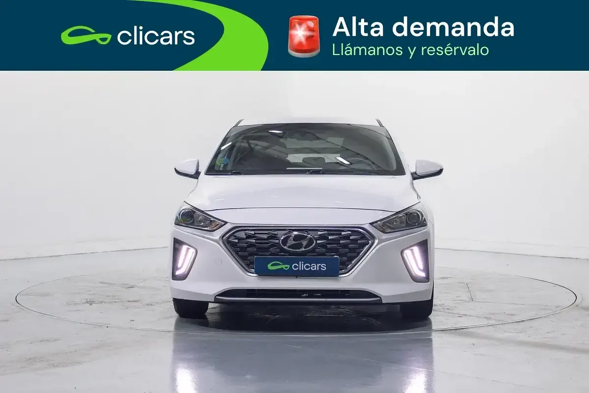 Usado Hyundai Ioniq 105 CV (77 kW) 2021 Blanco Utilitario