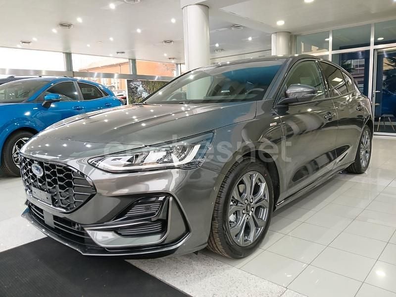 Nuevo Ford Focus ST-Line 125 CV (91 kW) 2025 Gris / plata Berlina