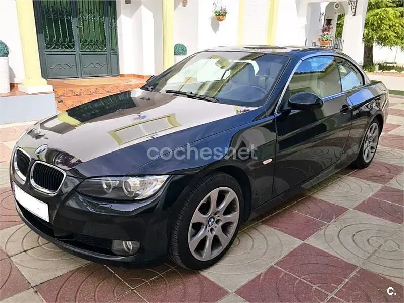 Usado BMW 320 Cabriolet 170 CV (125 kW) 2010 Negro Descapotable