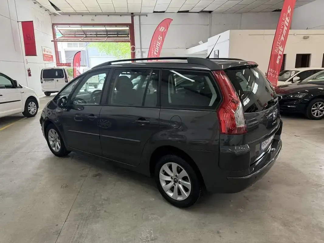 Usado Citroën Grand C4 Picasso Seduction 111 CV (81 kW) 2013 Gris Monovolumen