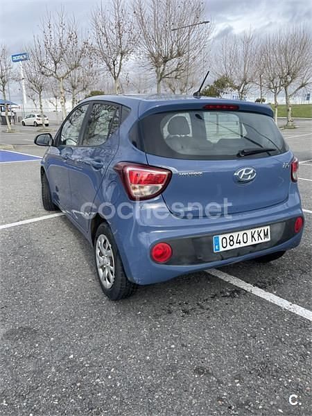 Usado Hyundai i10 GO! 66 CV (48 kW) 2018 Azul Utilitario