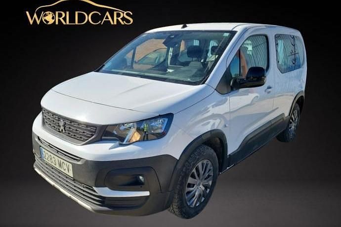 Usado Peugeot Rifter Active 100 CV (73 kW) 2022 Monovolumen