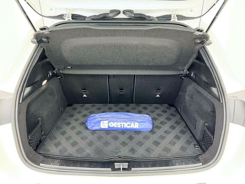 Usado Mercedes GLA200 AMG 150 CV (110 kW) 2021 Blanco SUV