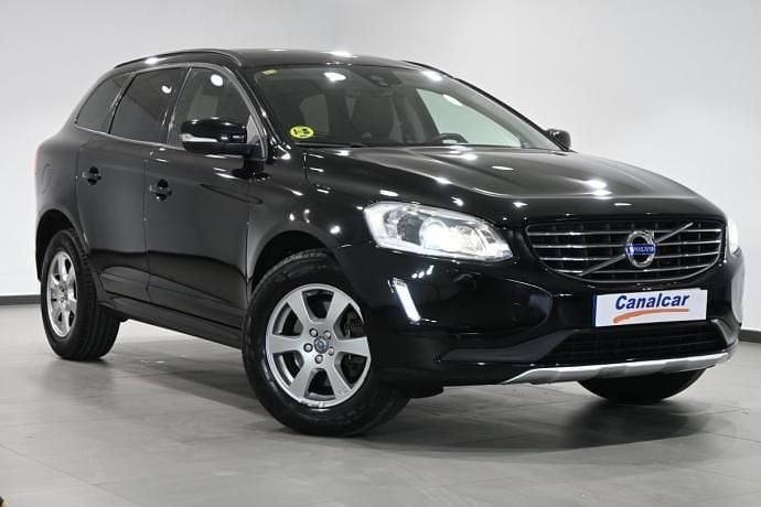 Usado Volvo XC60 Kinetic 136 CV (100 kW) 2015 Negro SUV