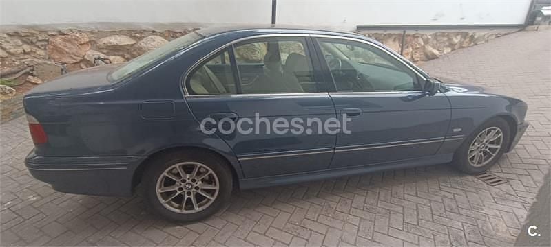 Usado BMW 520 Exclusive 136 CV (100 kW) 2000 Azul Berlina