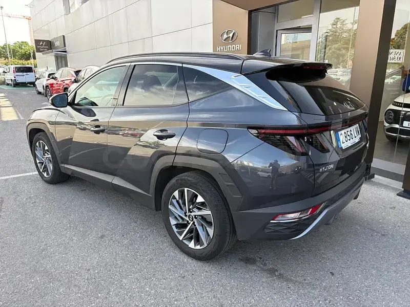 Usado Hyundai Tucson 150 CV (110 kW) 2022 Negro SUV