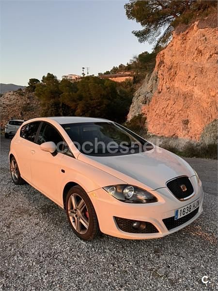 Blanco Usado 2012 Seat Leon Copa Berlina | 7000 € (Precio justo) - Imagen 1/4