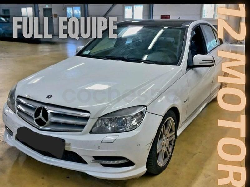 Usado Mercedes C200 Avantgarde 136 CV (100 kW) 2011 Blanco Berlina