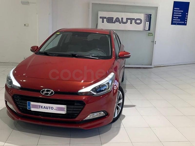 Brugt Hyundai i20 100 HK (73 kW) 2016 Rød Sedan