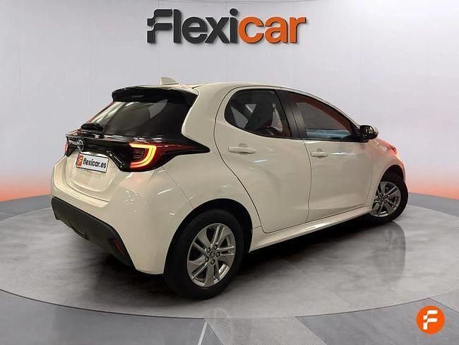 Usado Toyota Yaris Edition 125 CV (91 kW) 2022 Blanco Utilitario