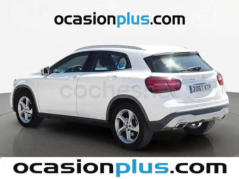 Usado Mercedes GLA200 156 CV (114 kW) 2019 Blanco SUV