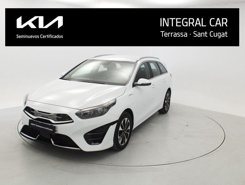 Otro Usado 2024 Kia Ceed Familiar | 25.900 € (Caro) - Imagen 1/4